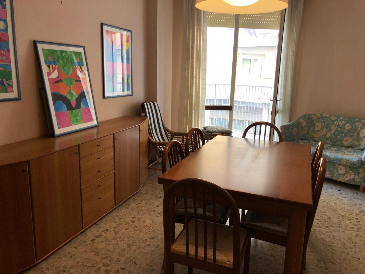 Residence Centro Commerciale - Walterigato Apartments Solo Per Famiglie ลิโดดิเยโซโล ภายนอก รูปภาพ