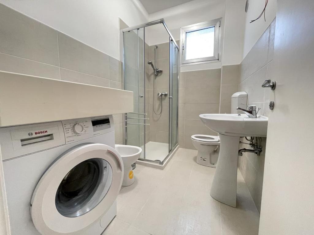 Residence Centro Commerciale - Walterigato Apartments Solo Per Famiglie ลิโดดิเยโซโล ภายนอก รูปภาพ