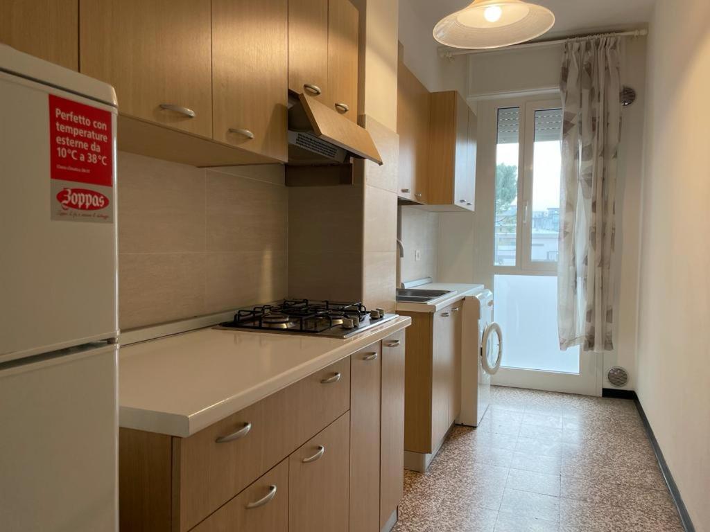 Residence Centro Commerciale - Walterigato Apartments Solo Per Famiglie ลิโดดิเยโซโล ภายนอก รูปภาพ