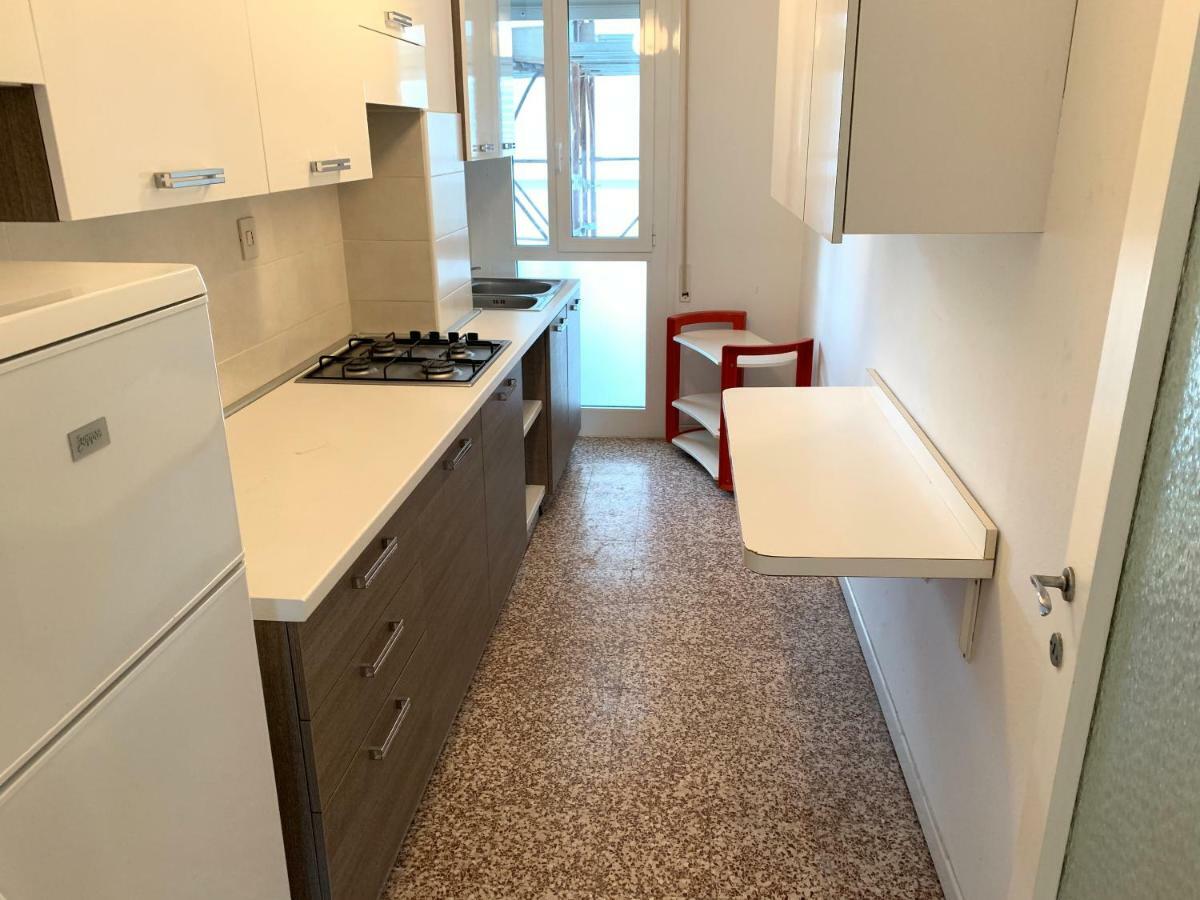 Residence Centro Commerciale - Walterigato Apartments Solo Per Famiglie ลิโดดิเยโซโล ภายนอก รูปภาพ